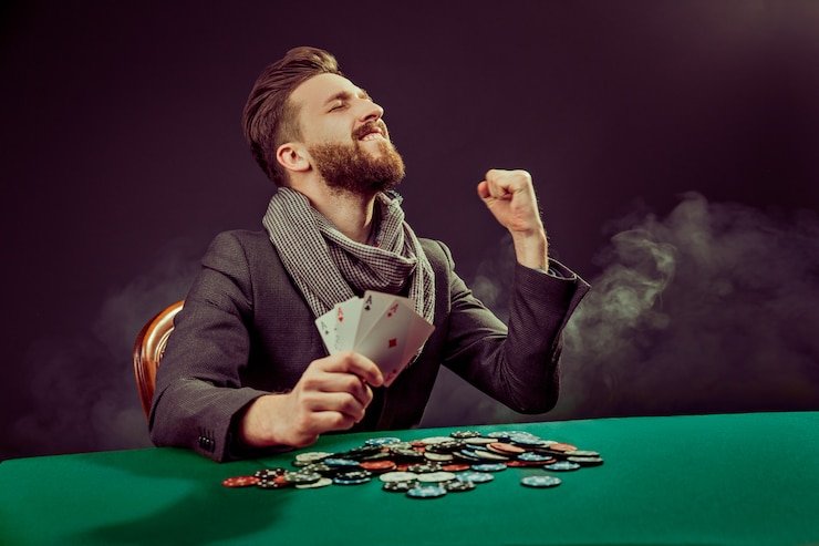 Dashboard Program Loyalitas rook menampilkan tingkat keanggotaan dan progress ke tingkat berikutnya